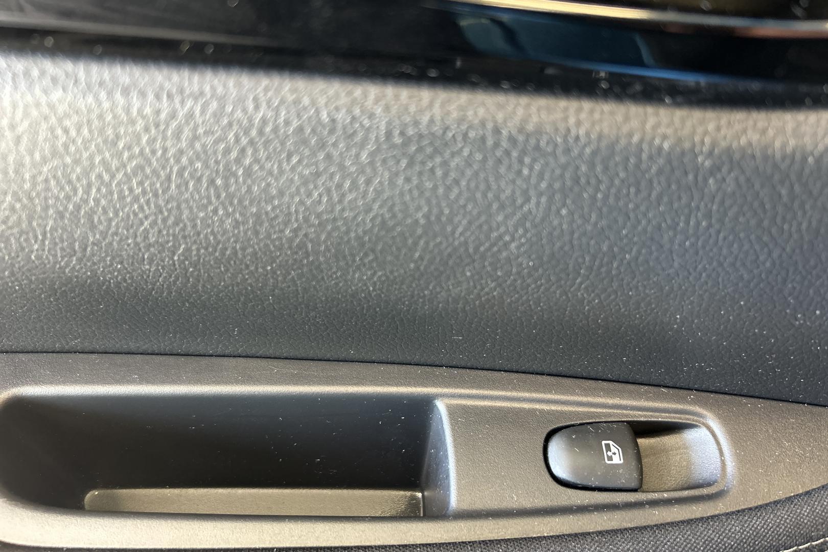 NISSAN Qashqai 2018