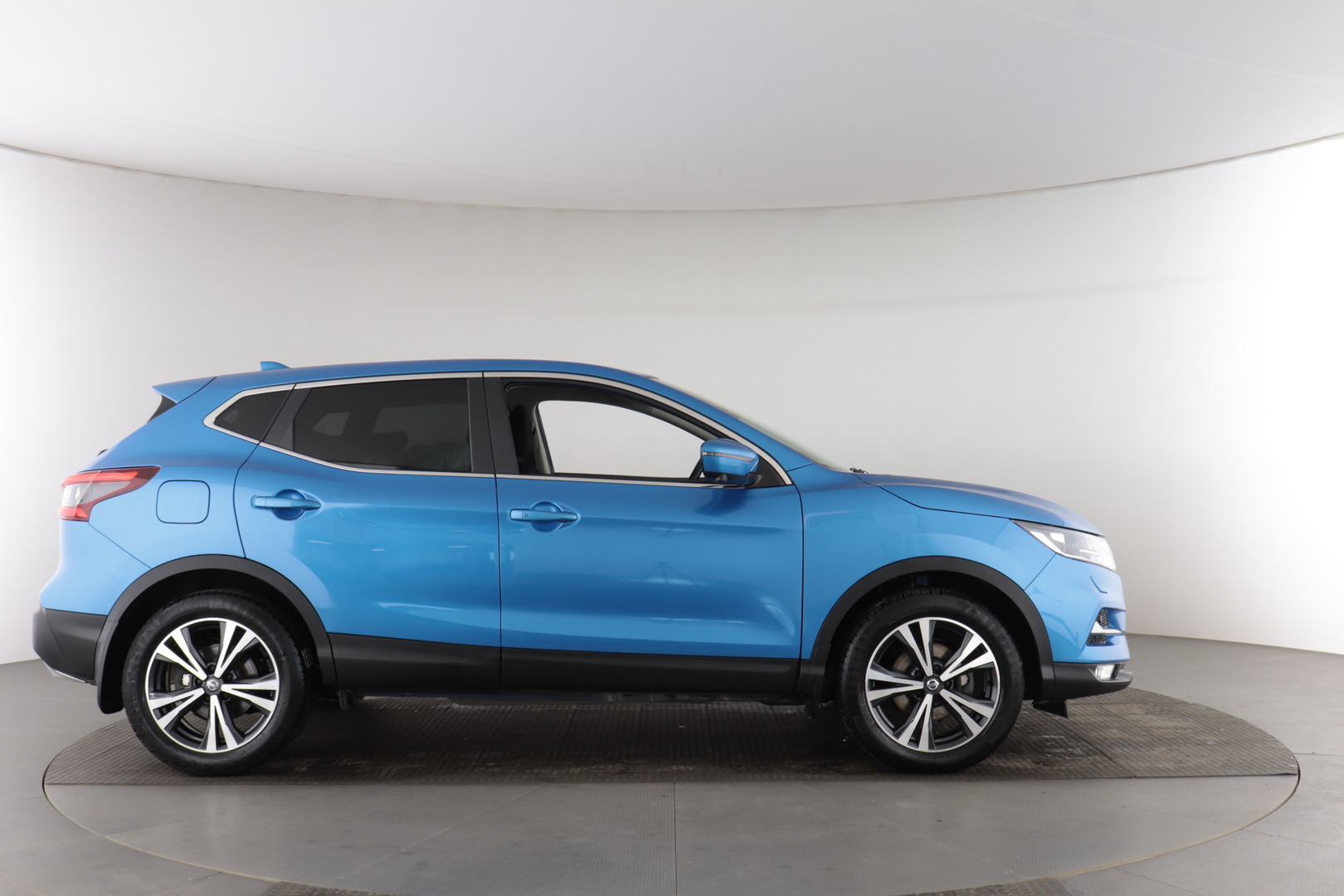 NISSAN Qashqai 2019