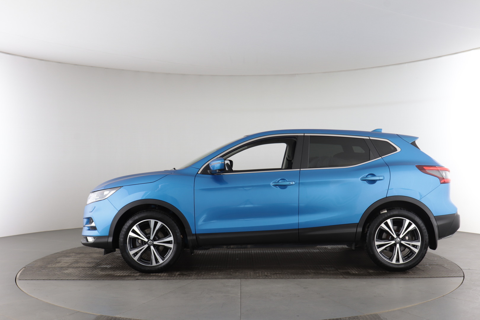 NISSAN Qashqai 2019