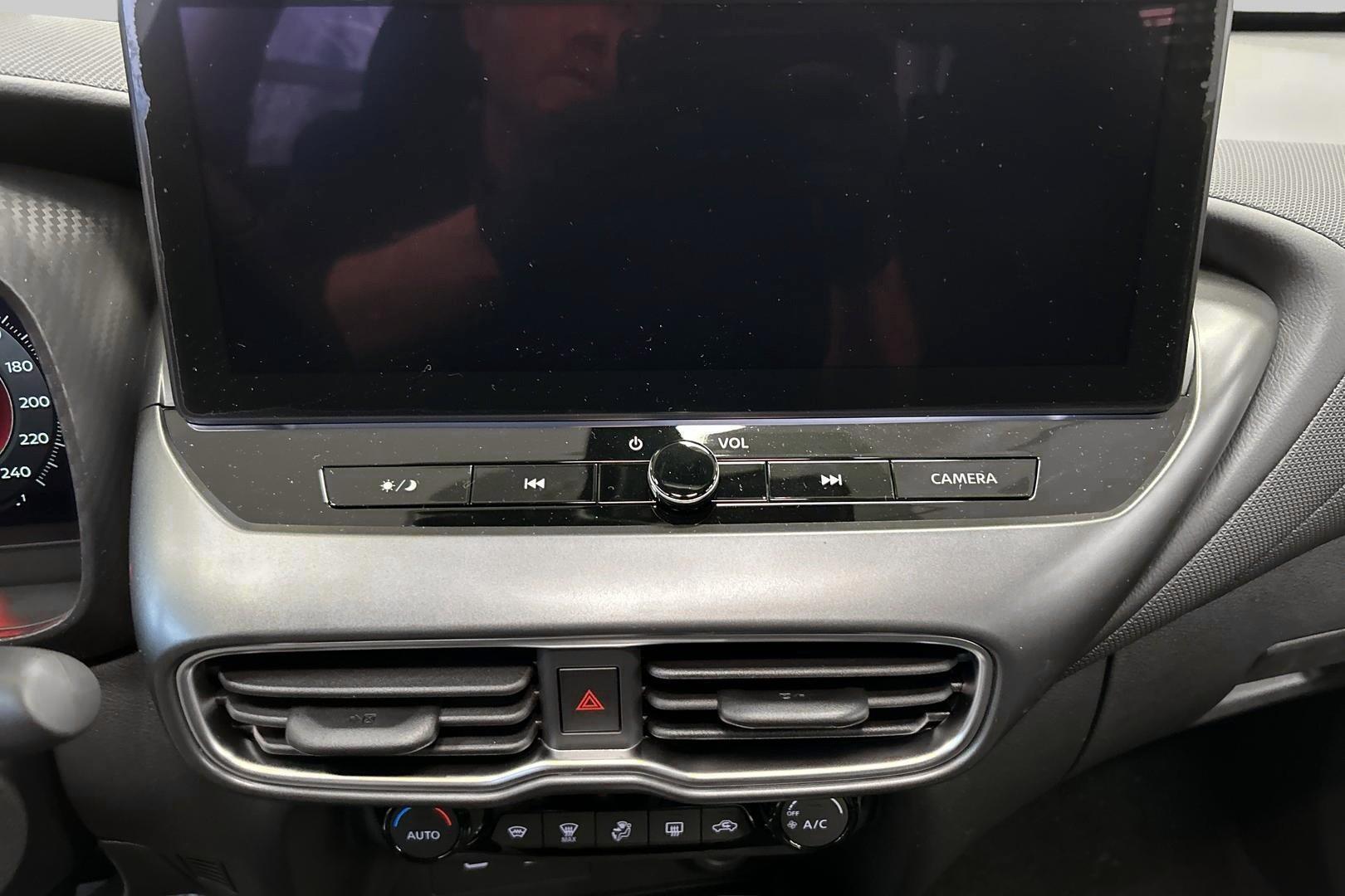 NISSAN Juke 2025