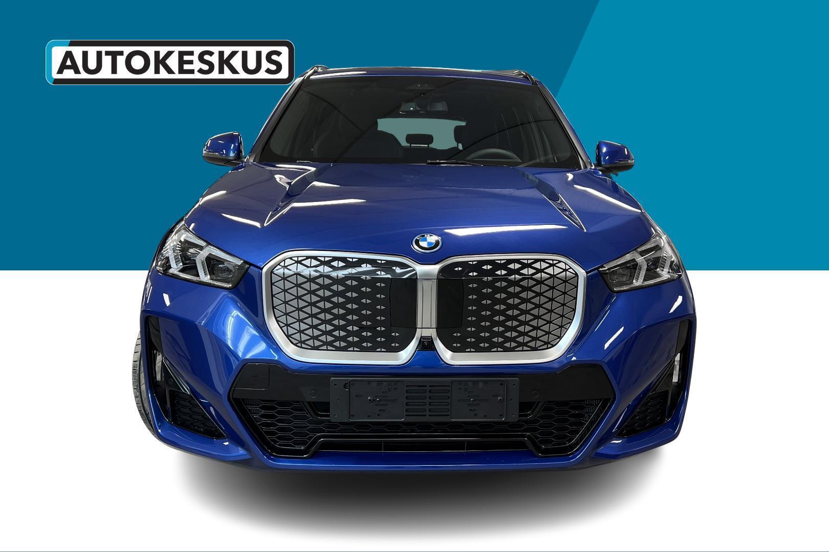 BMW iX1 2026