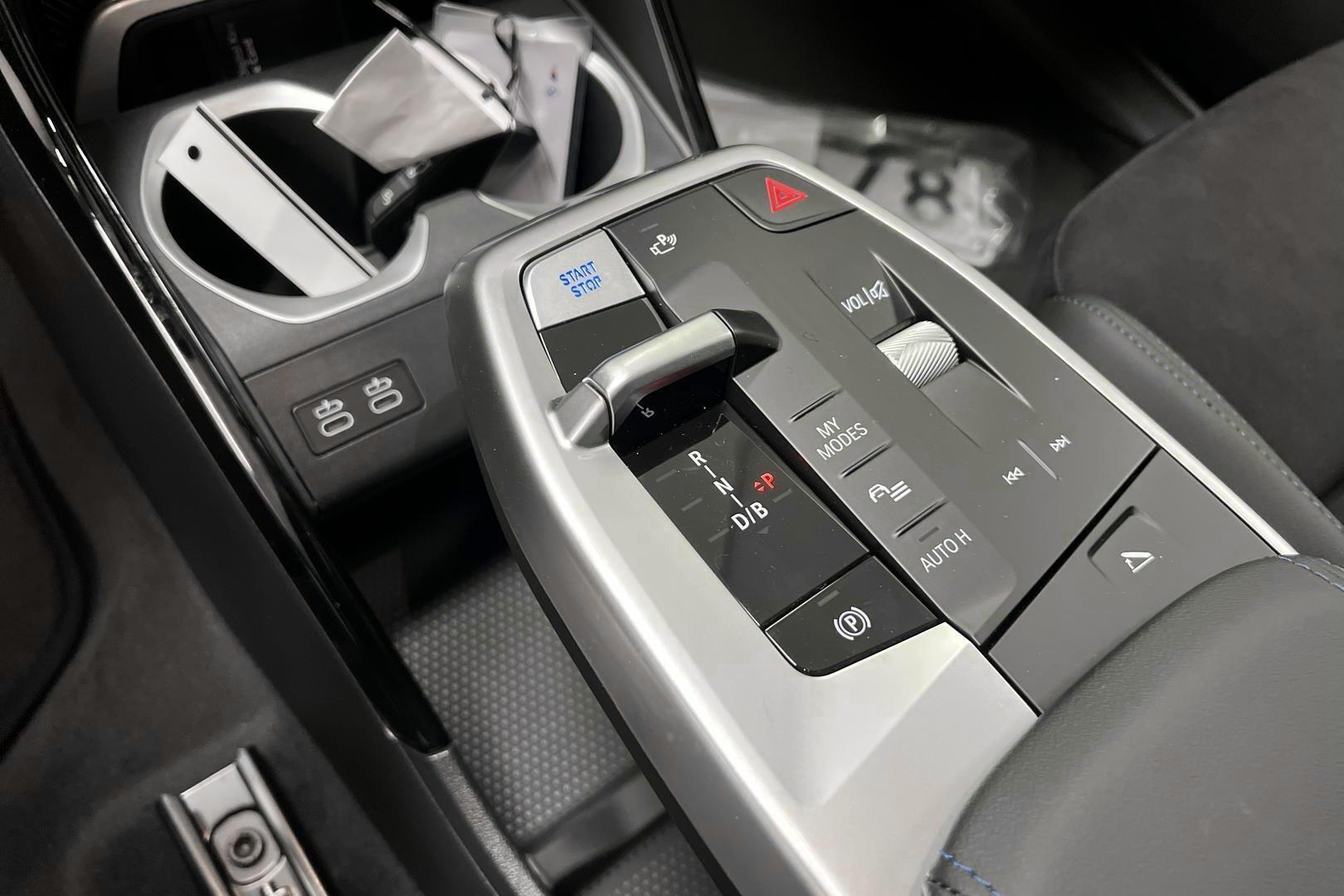 BMW iX1 2026