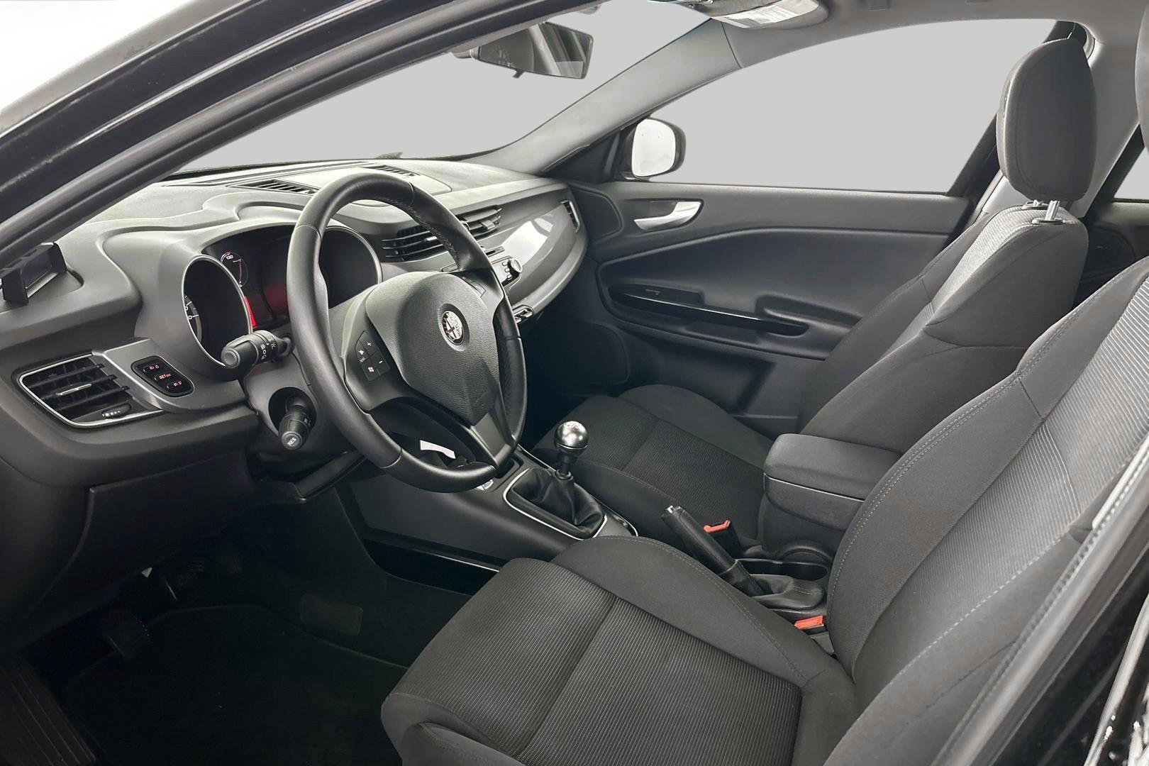 ALFA ROMEO Giulietta 2013