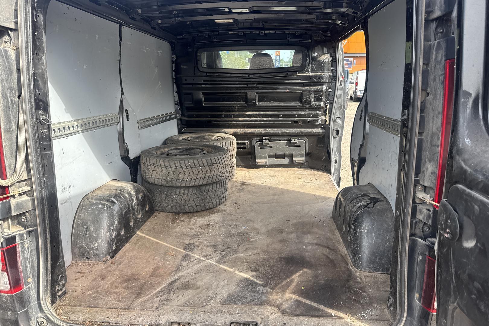 OPEL Vivaro 2016
