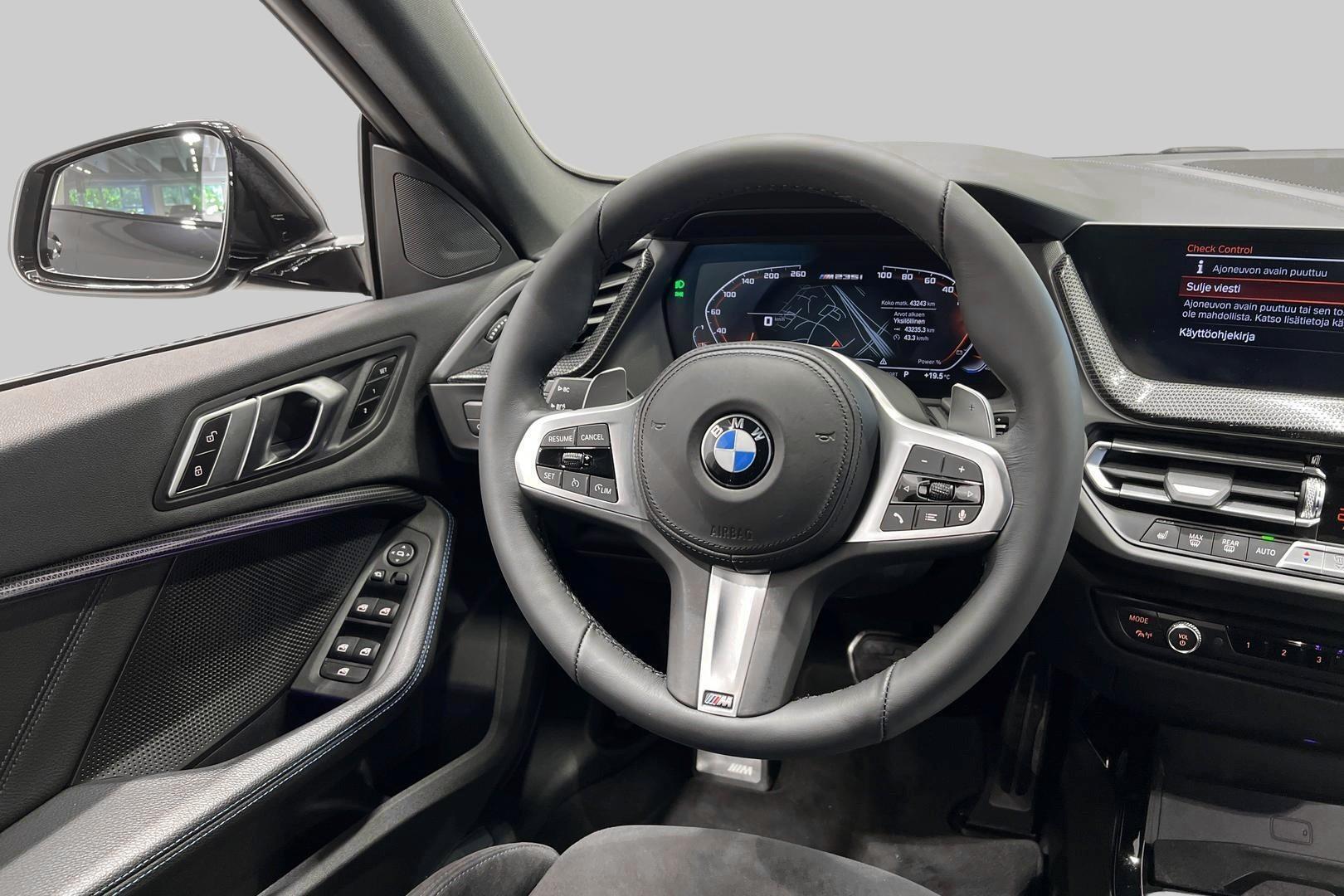 BMW M235 35