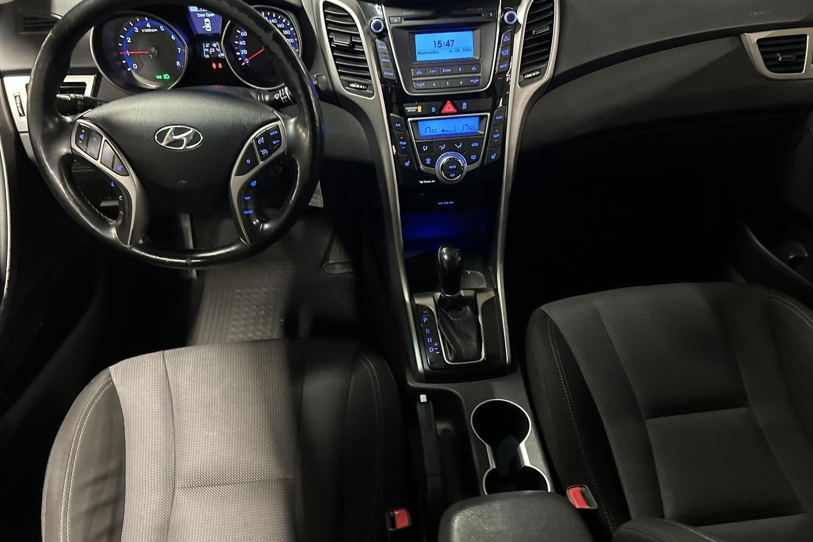 HYUNDAI i30 5d 11