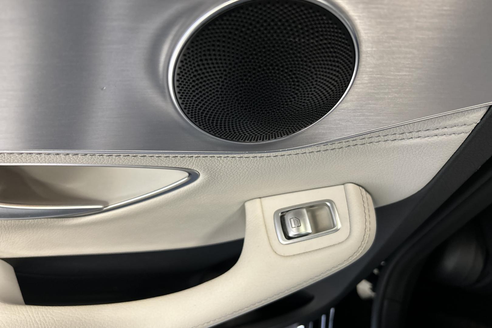 MERCEDES-BENZ C 2015