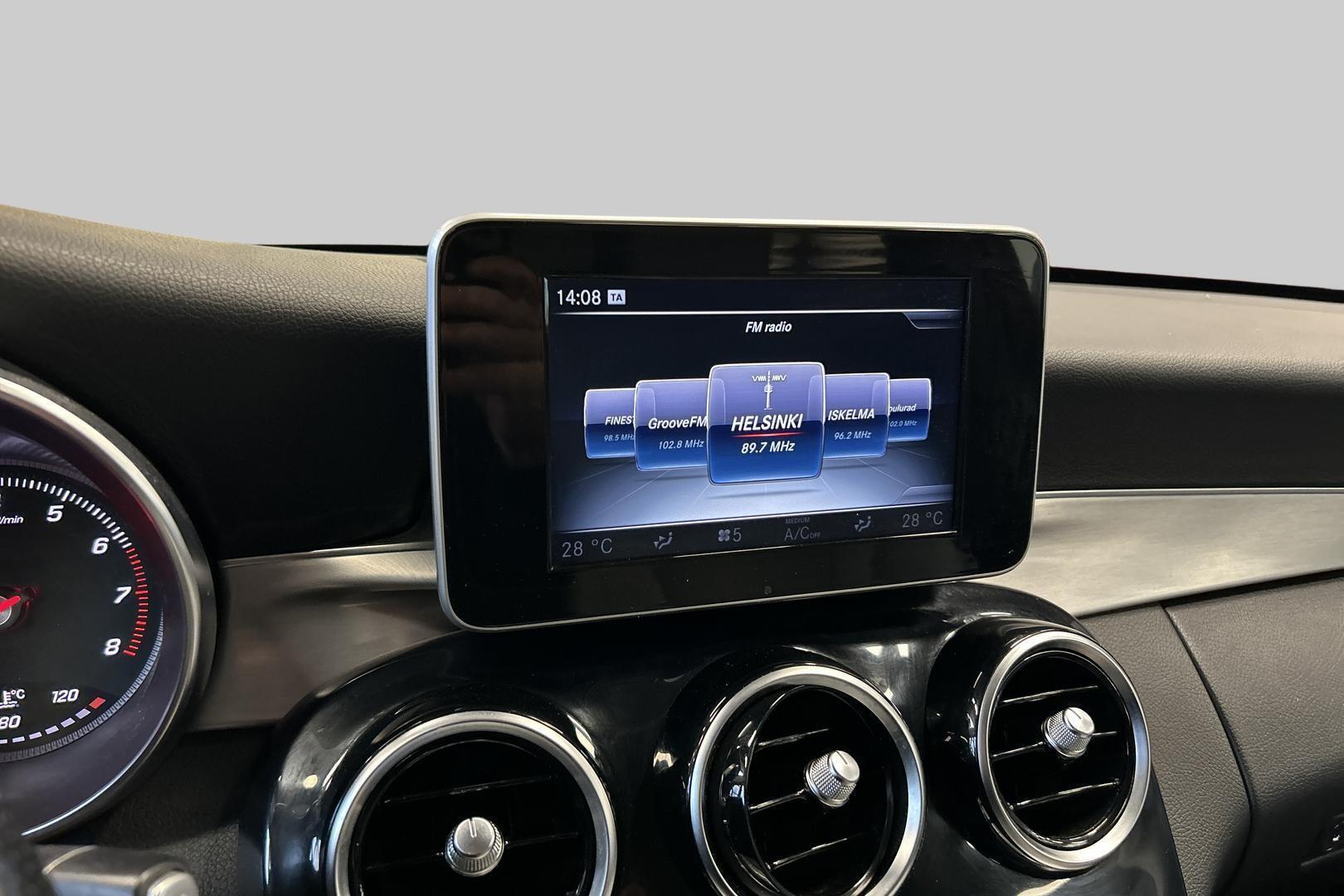 MERCEDES-BENZ C 2015