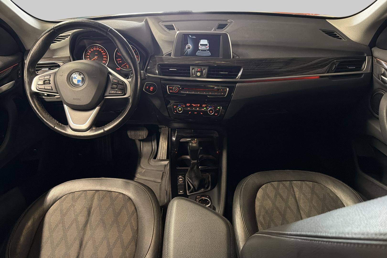 BMW X1 11