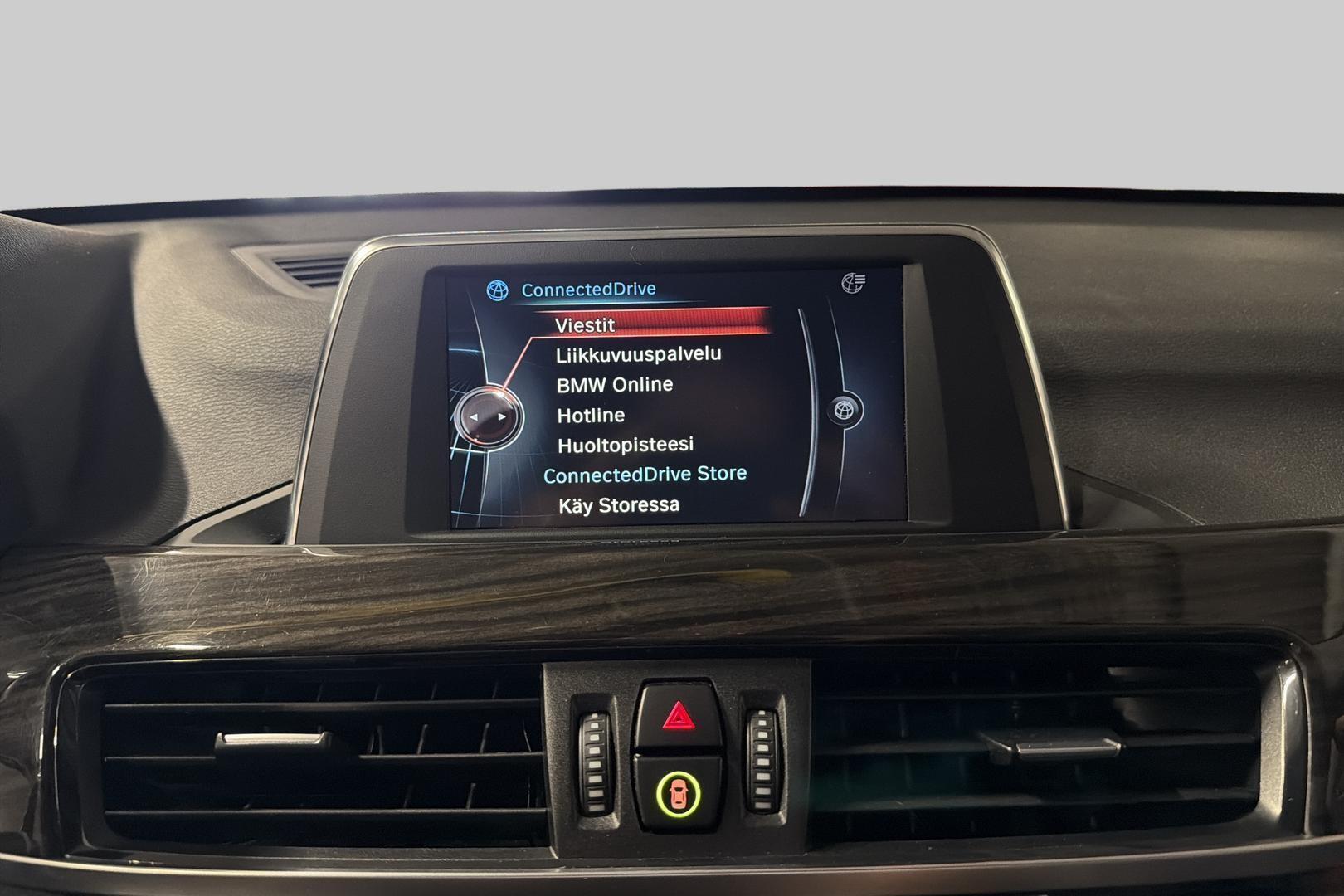 BMW X1 32
