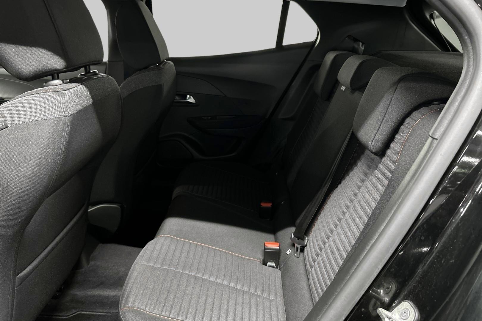 PEUGEOT 2008 2021