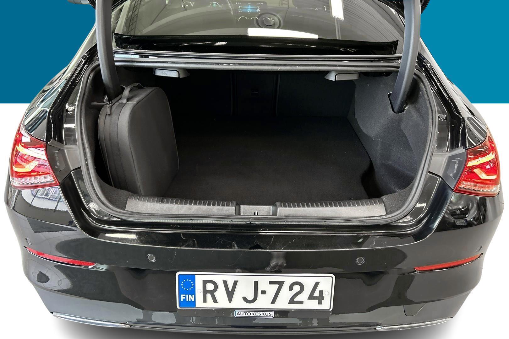 MERCEDES-BENZ CLA 2023