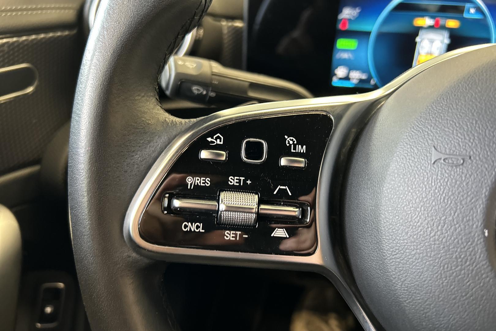 MERCEDES-BENZ CLA 2023