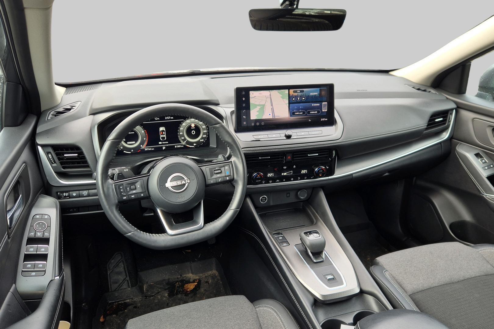 NISSAN Qashqai 2025