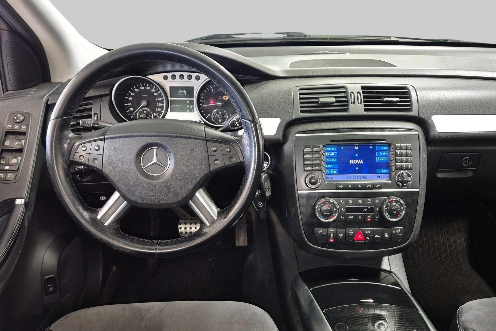 MERCEDES-BENZ R 2008