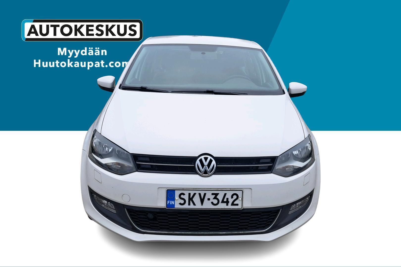 VOLKSWAGEN Polo 2013