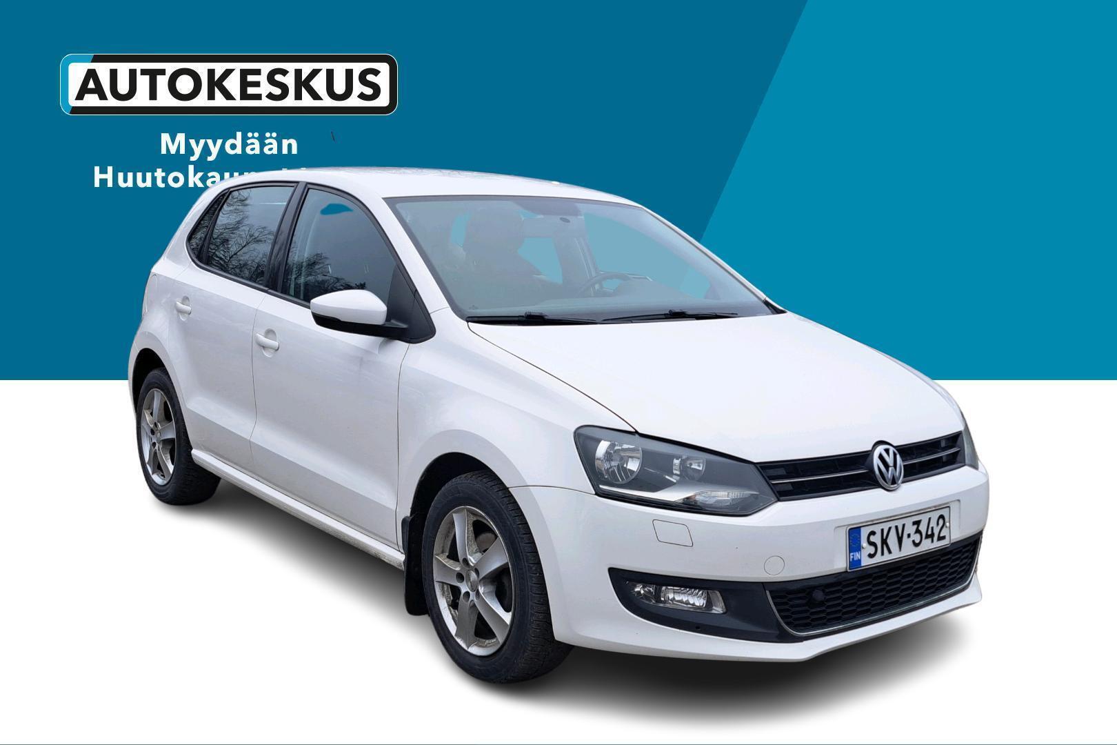 VOLKSWAGEN Polo 2013