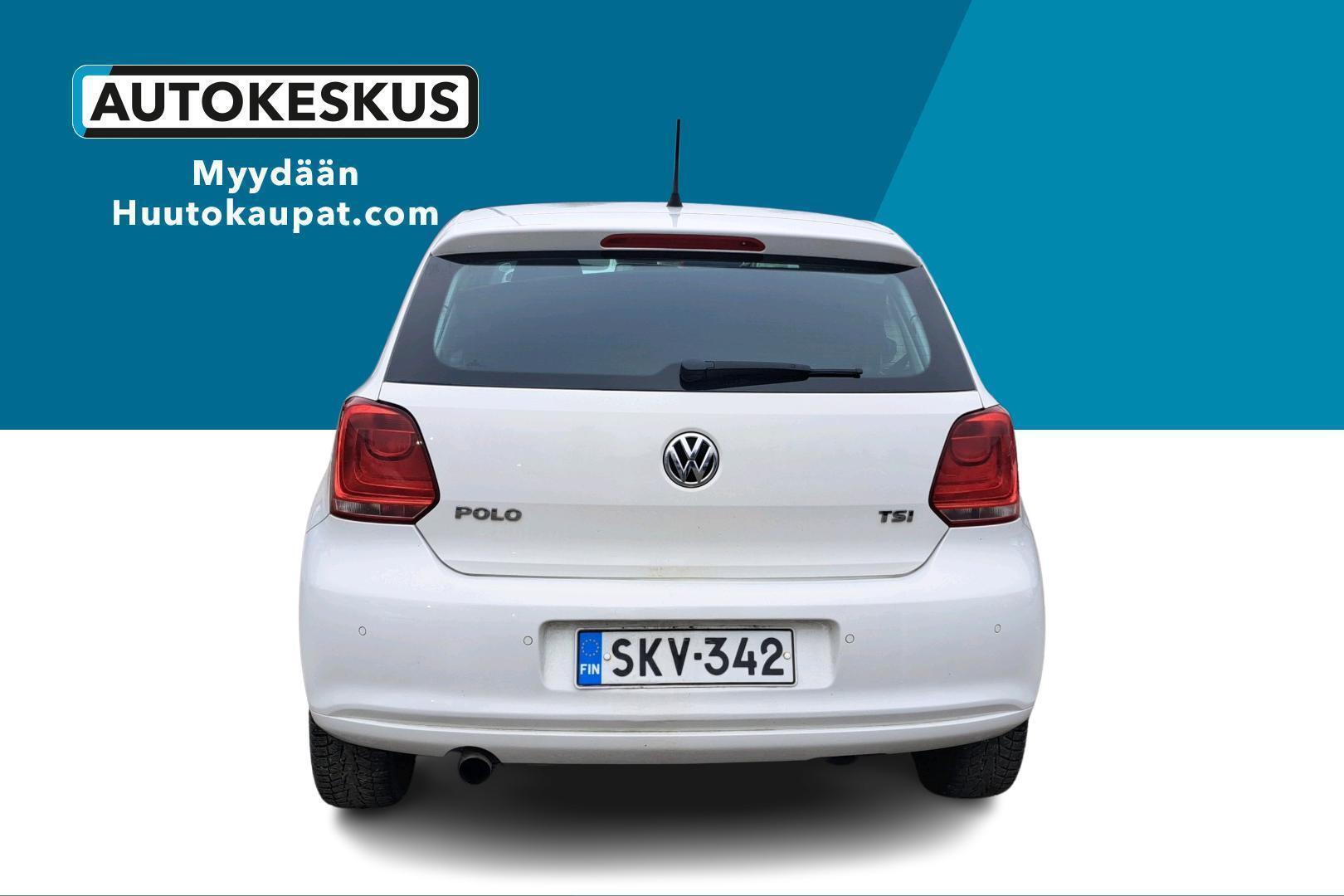 VOLKSWAGEN Polo 2013