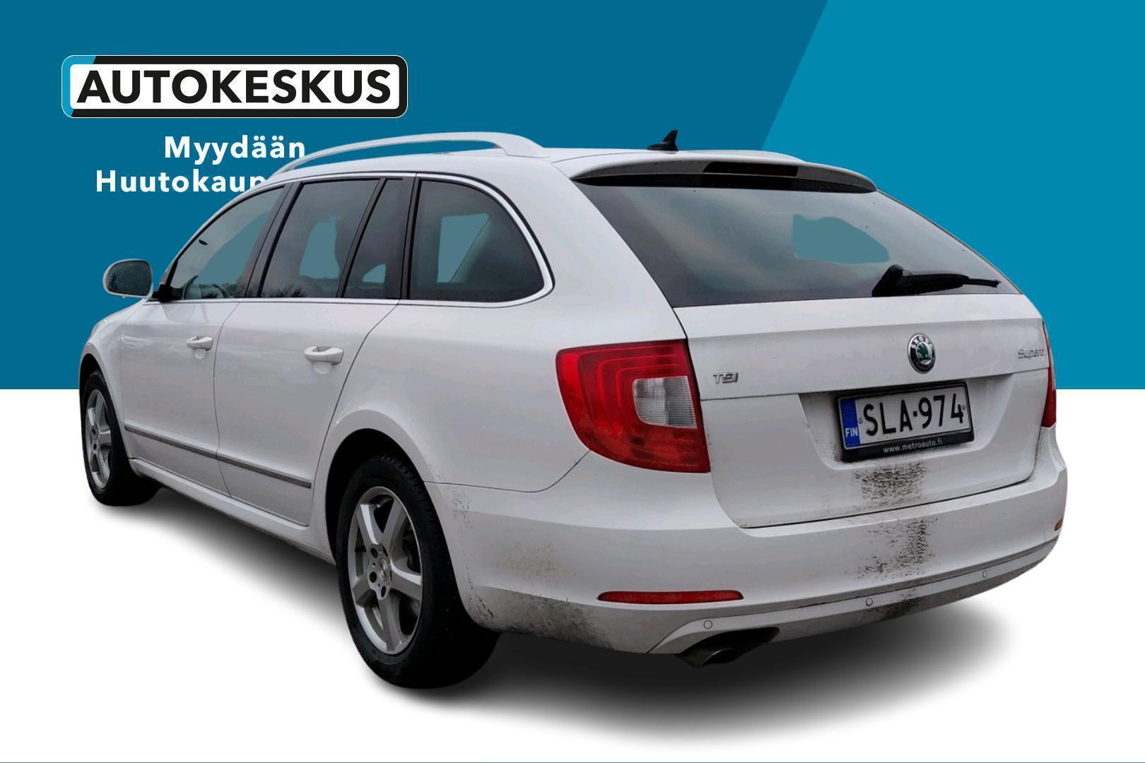 SKODA Superb 2013