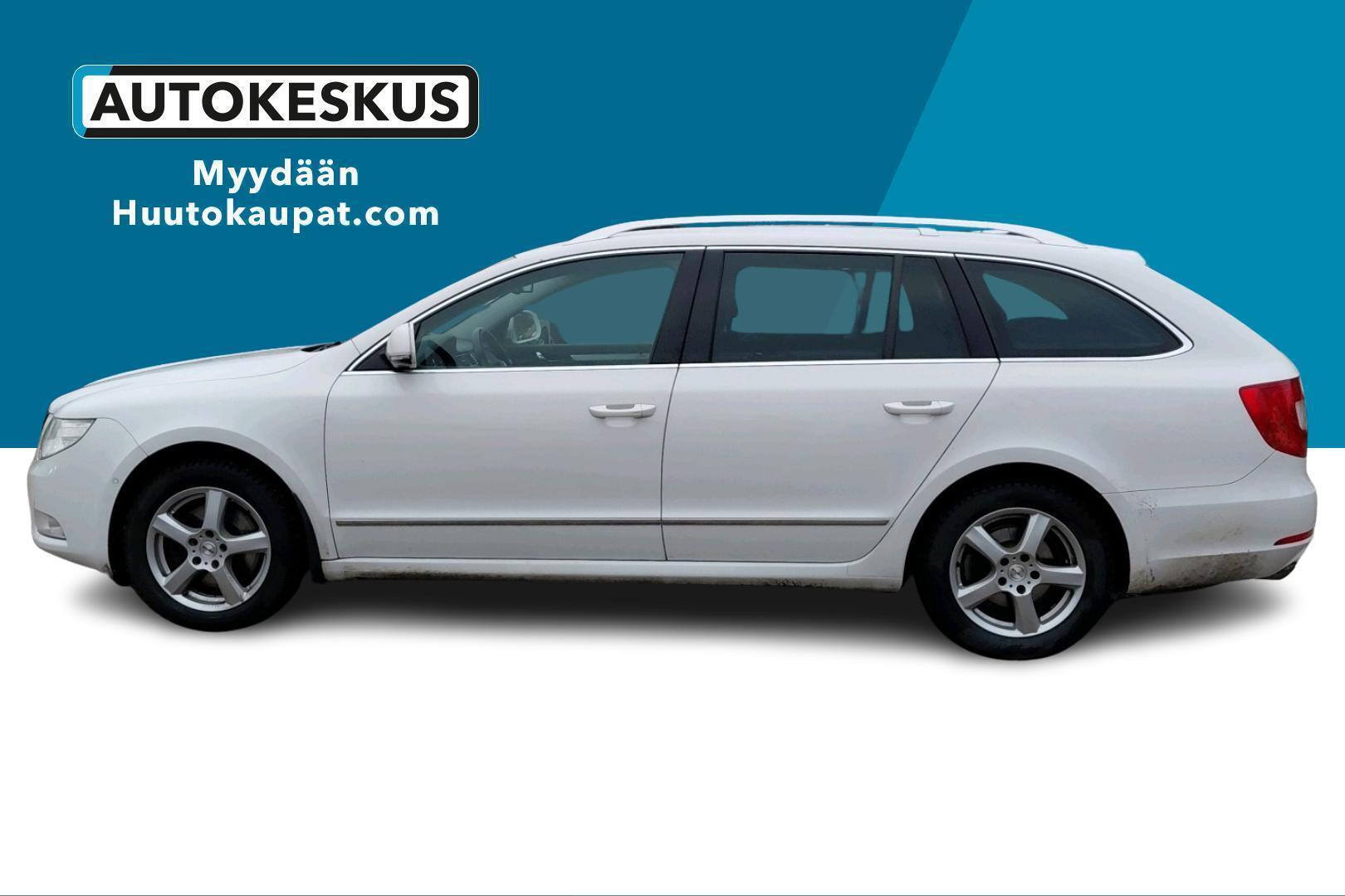 SKODA Superb 2013