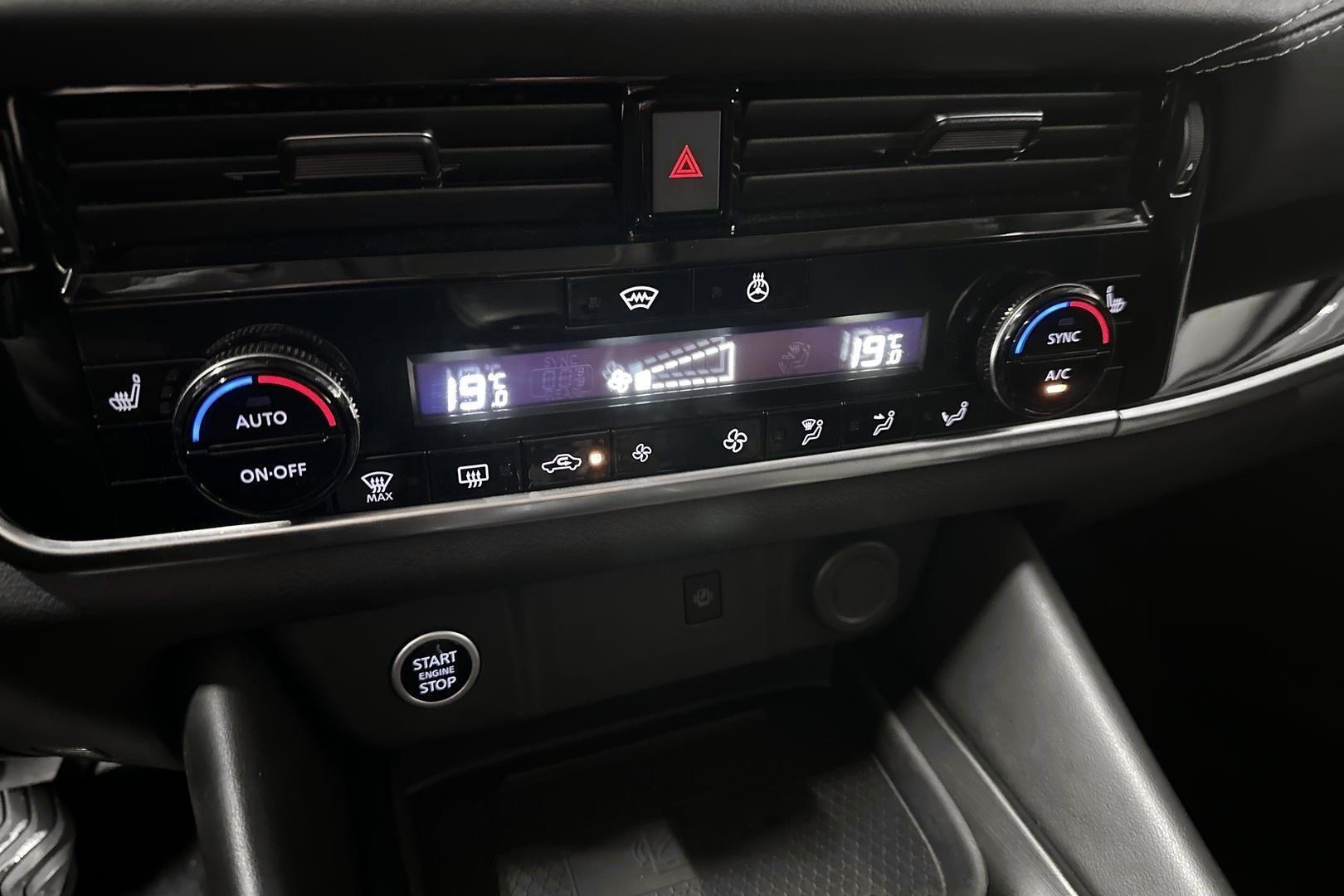 NISSAN Qashqai 2024