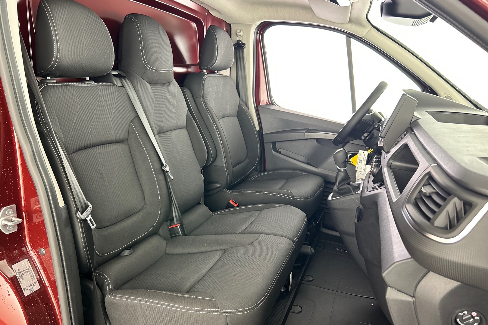 NISSAN Primastar 2025