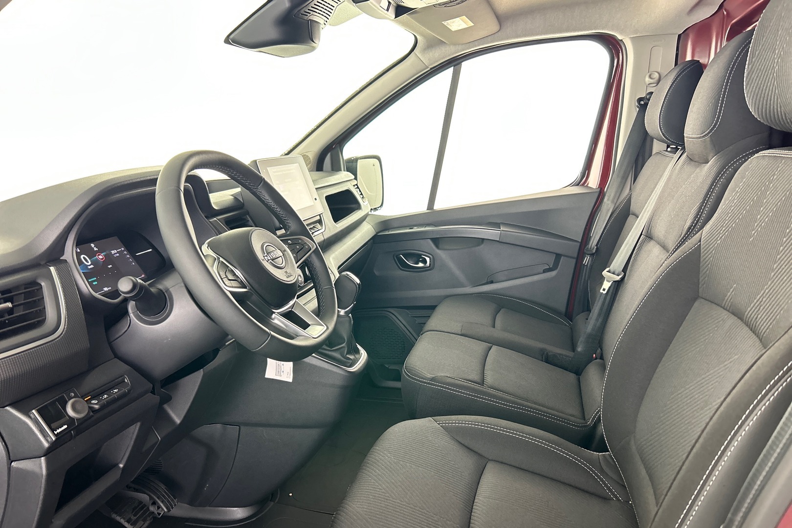 NISSAN Primastar 2025