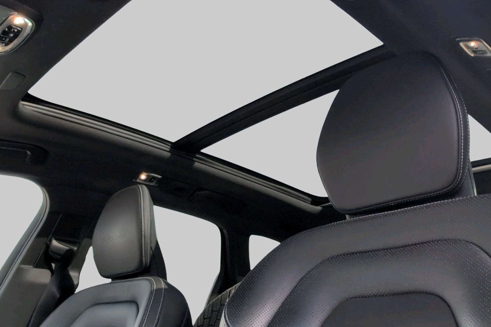 VOLVO XC60 2019