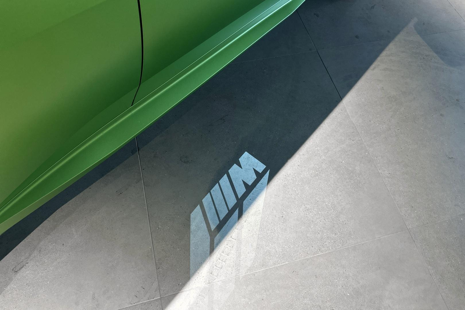 BMW iX2 16