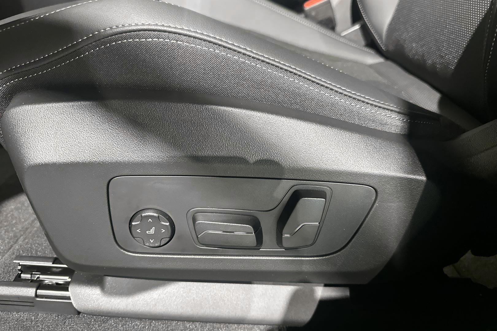 BMW iX2 19