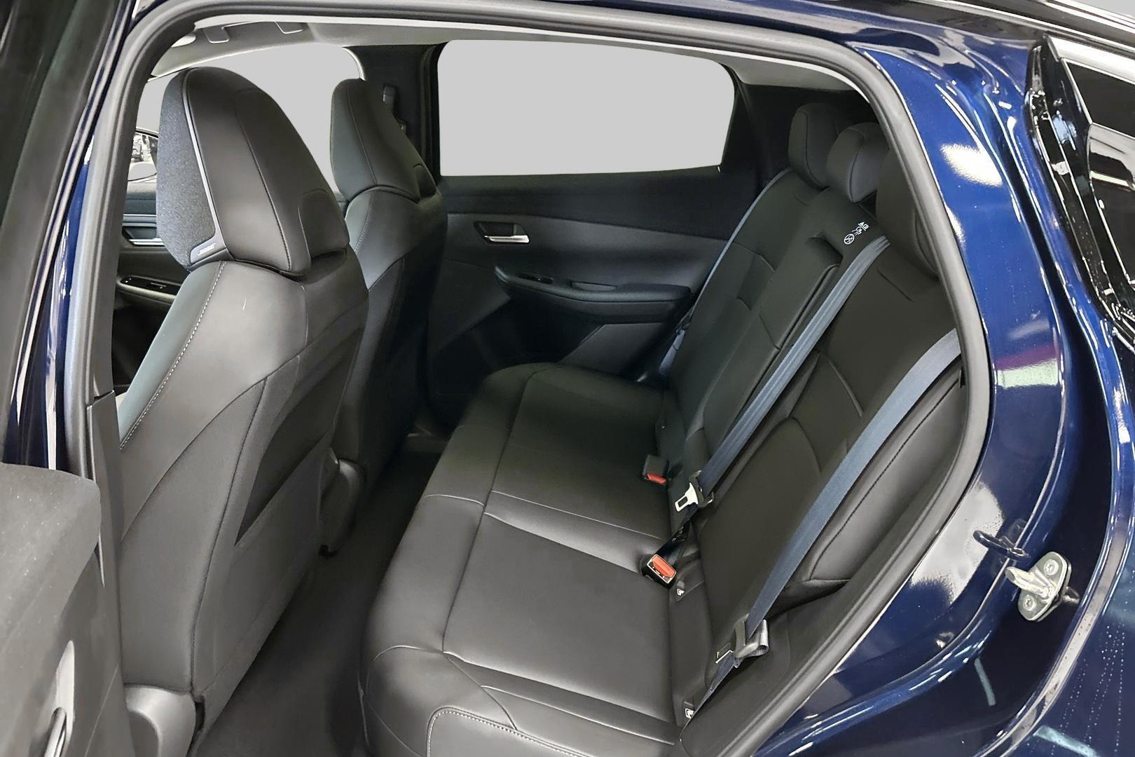 NISSAN Leaf 10