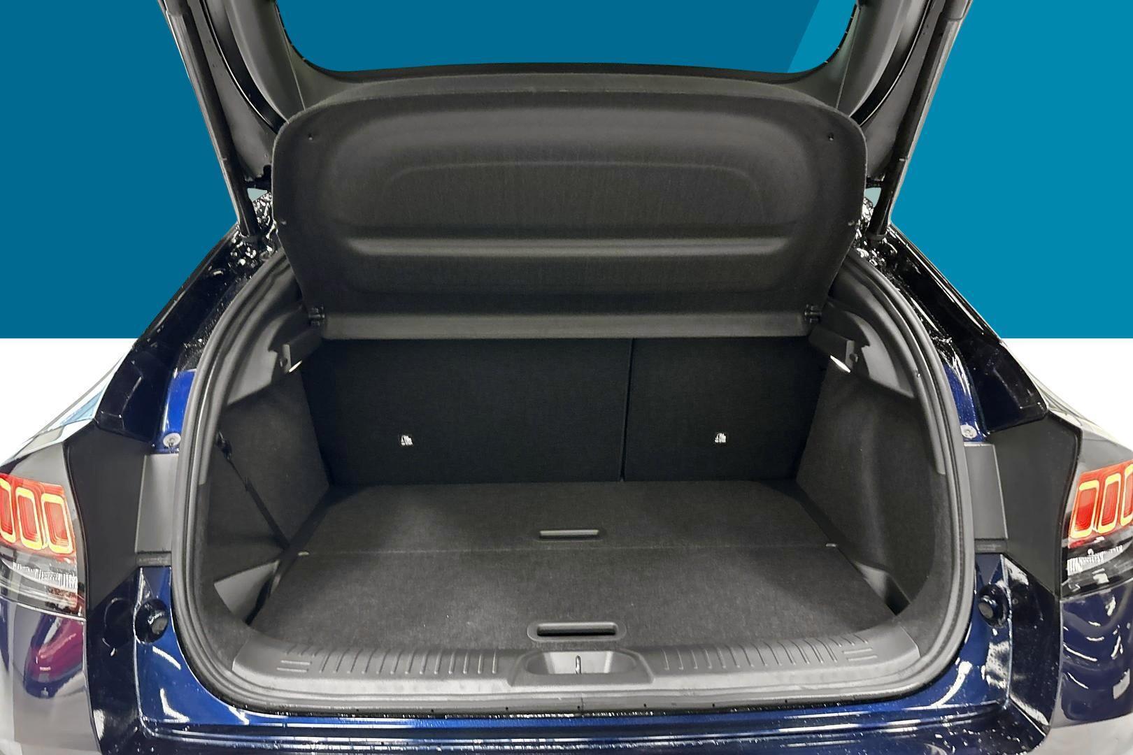 NISSAN Leaf 12