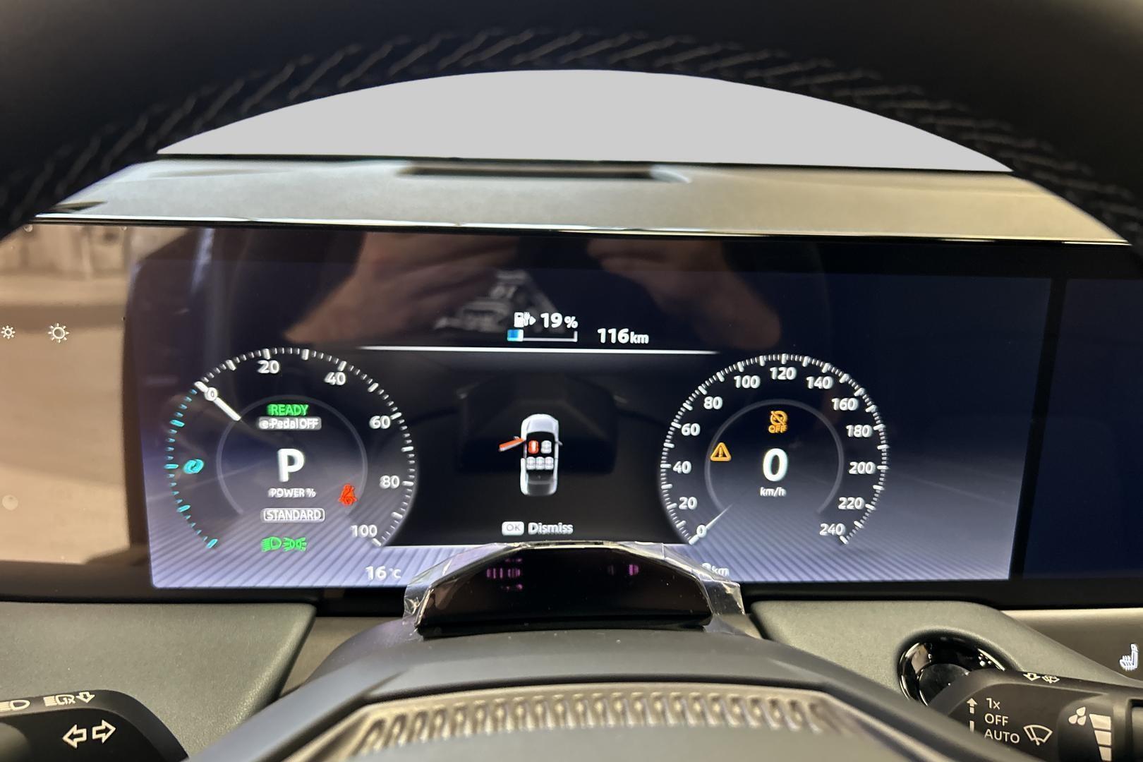 NISSAN Leaf 16
