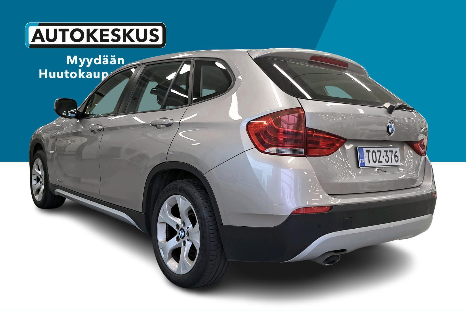 BMW X1 2011