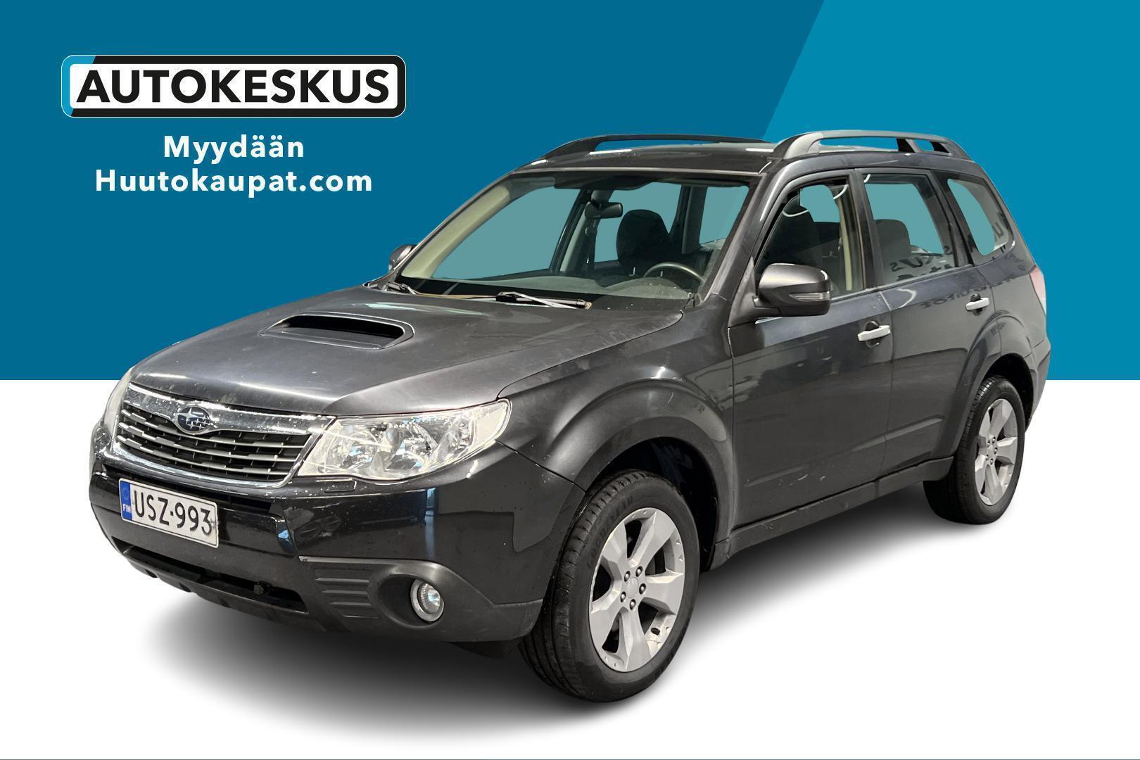 SUBARU Forester 1