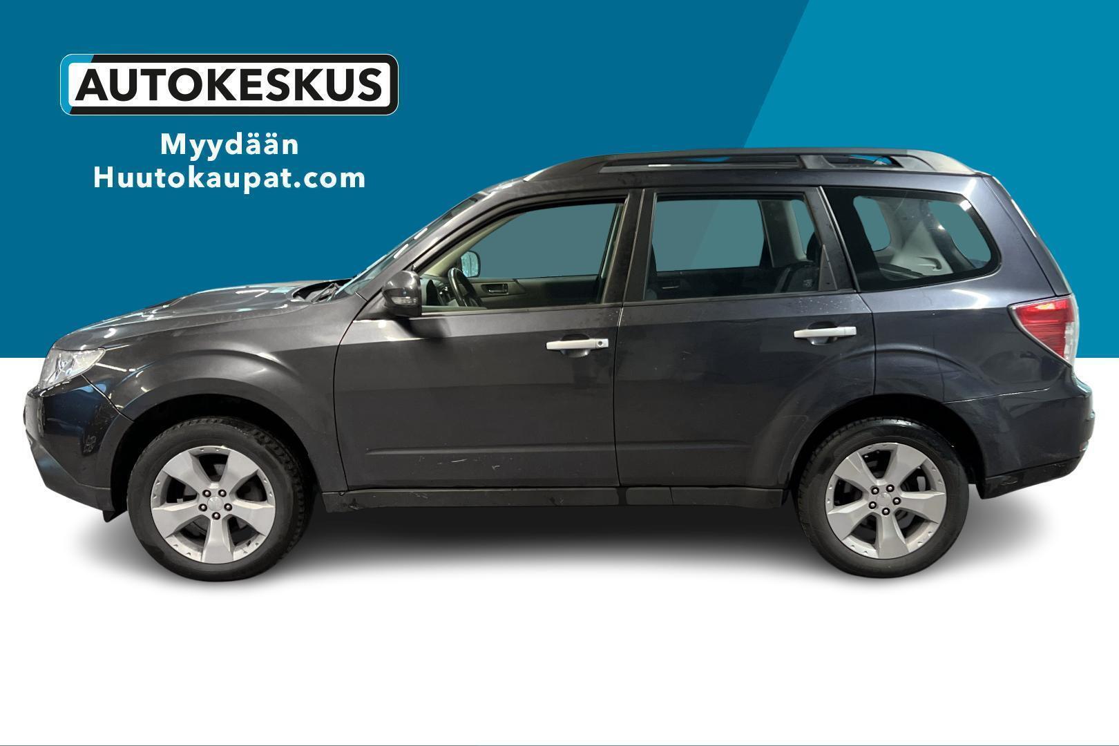 SUBARU Forester 8