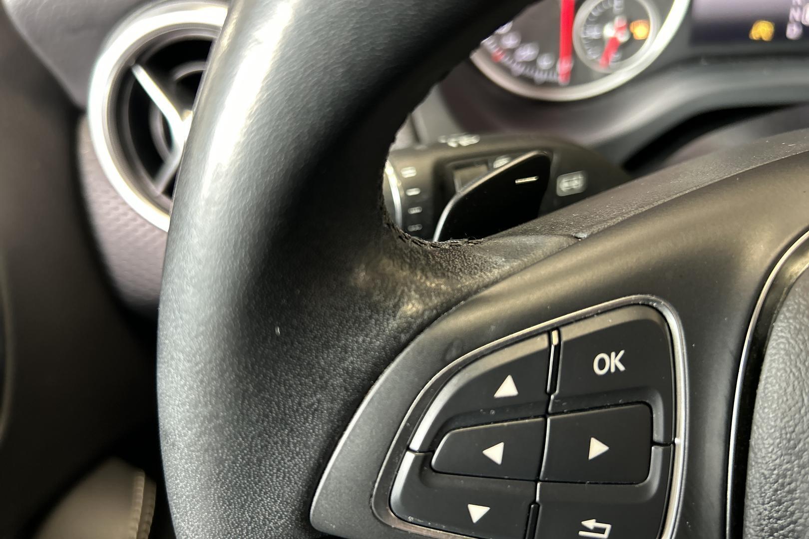 MERCEDES-BENZ A 2017