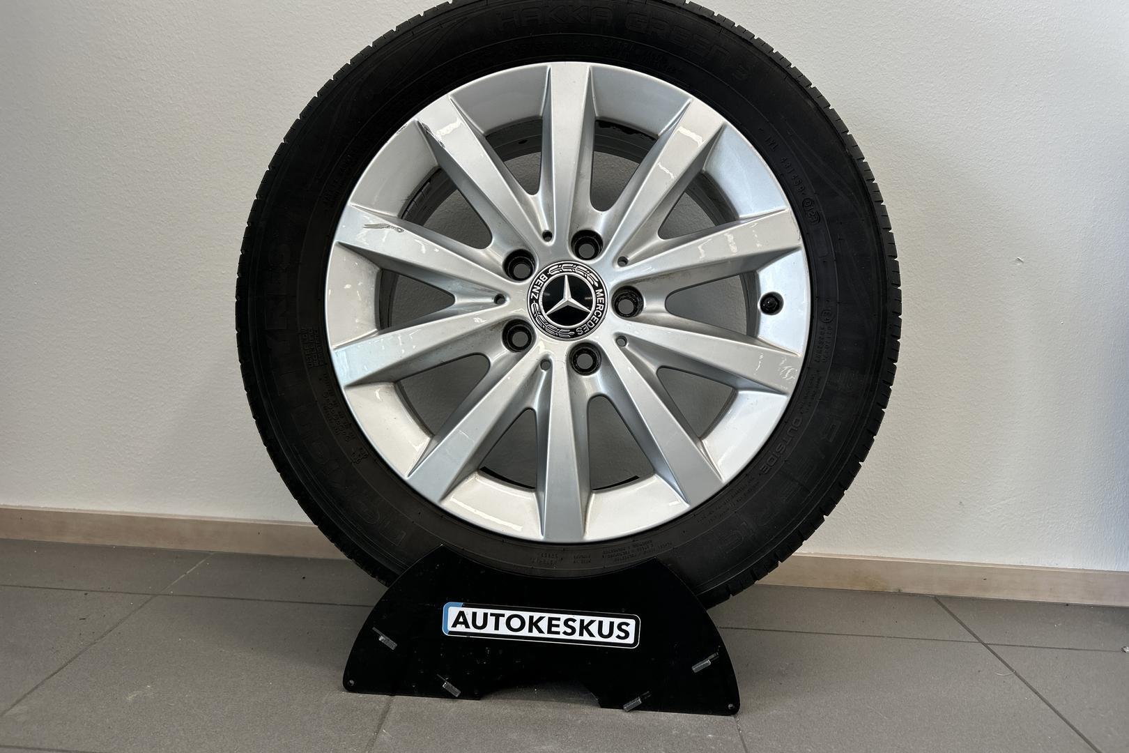 MERCEDES-BENZ A 2017