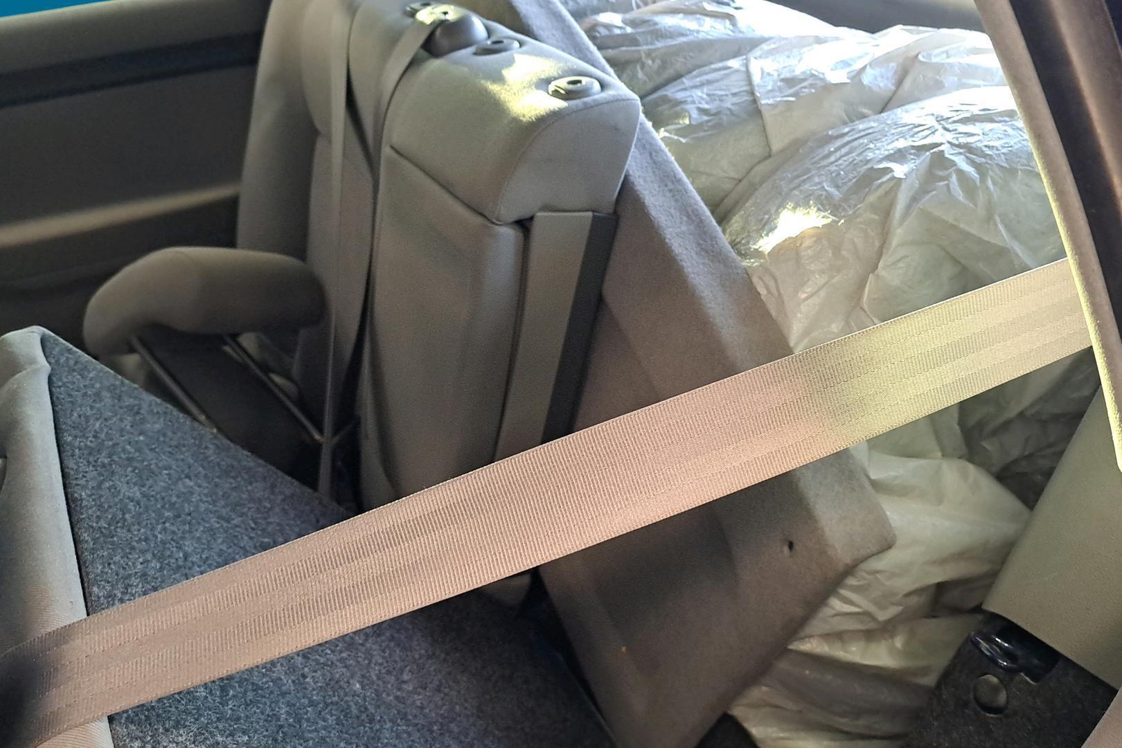 VOLKSWAGEN Polo 2004