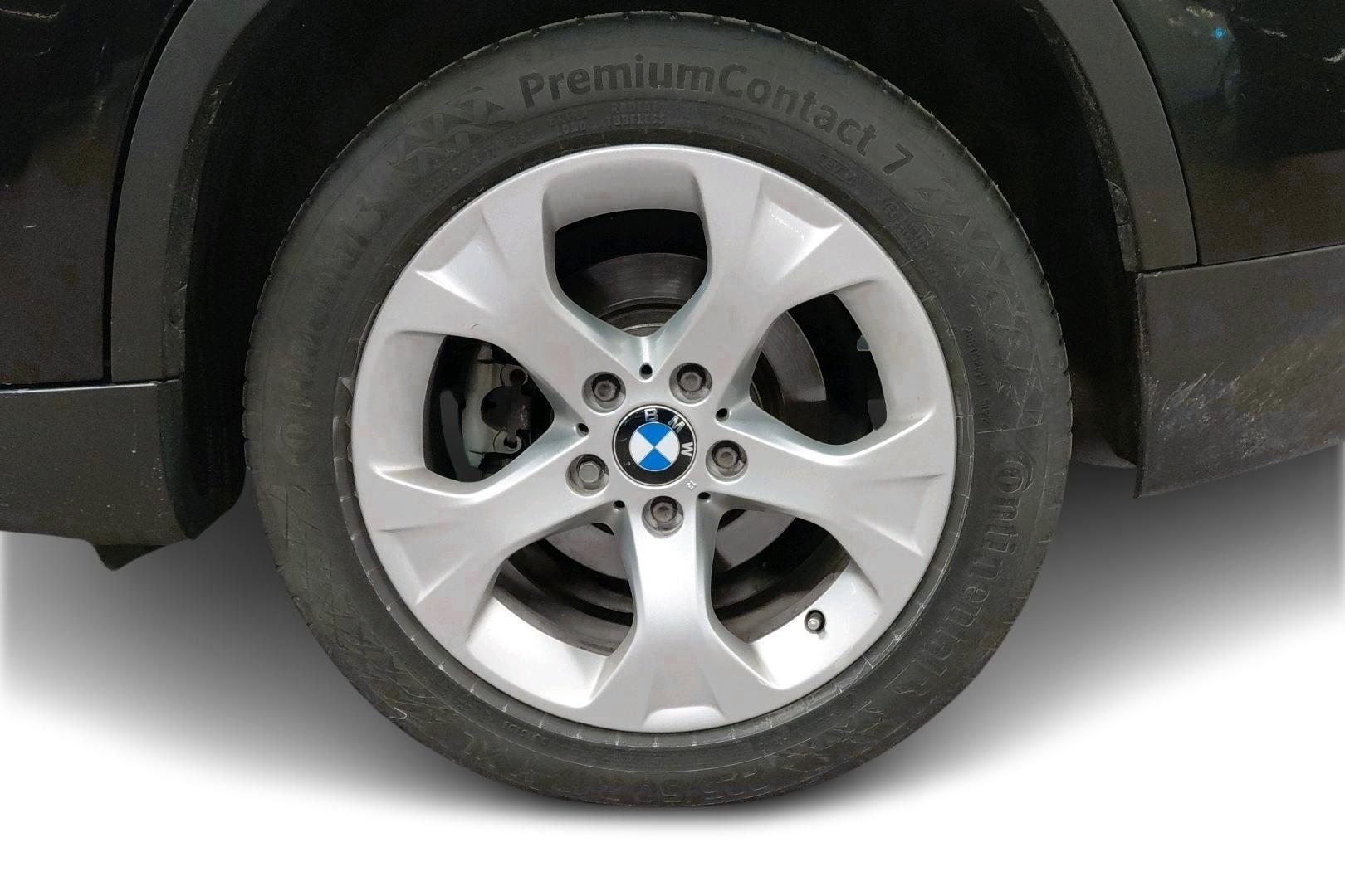 BMW X1 2011