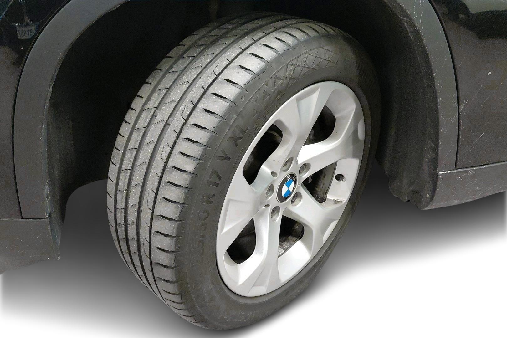 BMW X1 2011