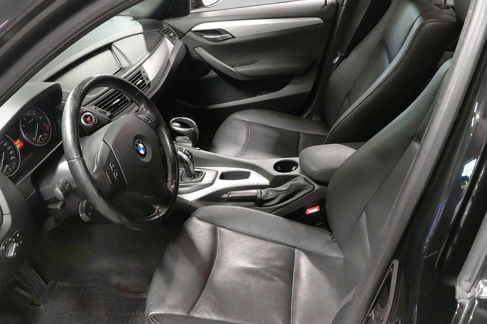 BMW X1 2011