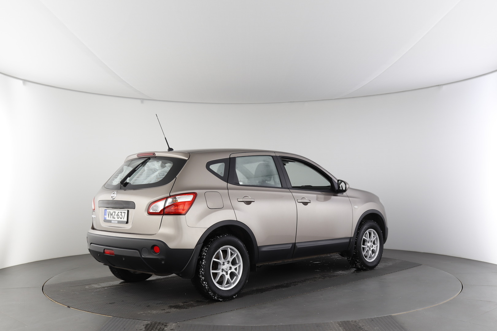 NISSAN Qashqai 2013