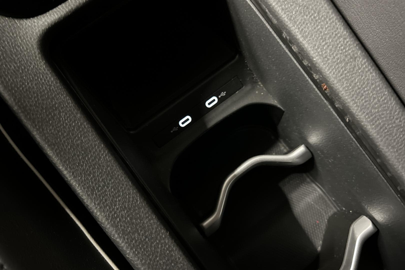 VOLKSWAGEN ID.4 21
