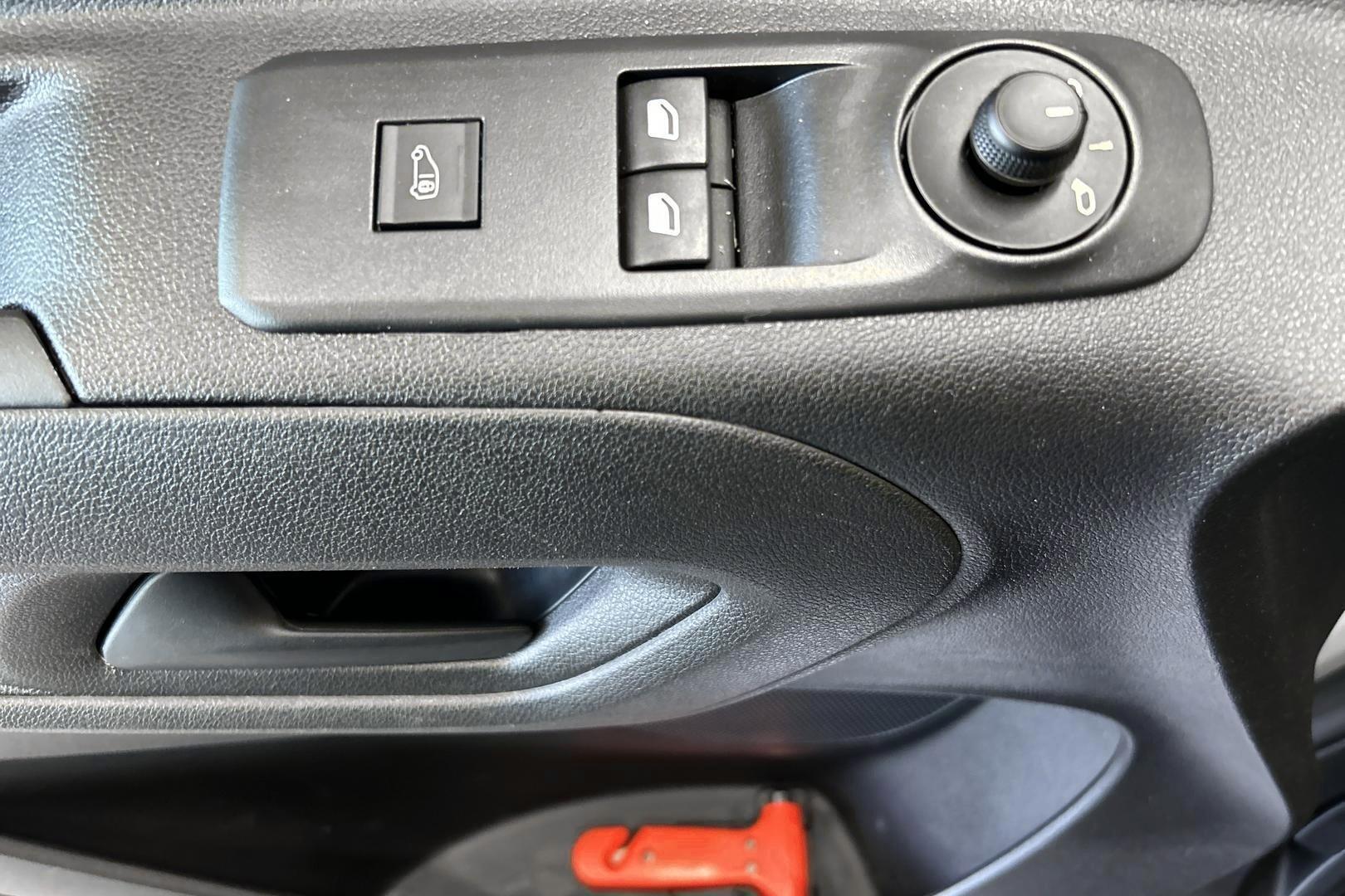 PEUGEOT e-Partner 2023