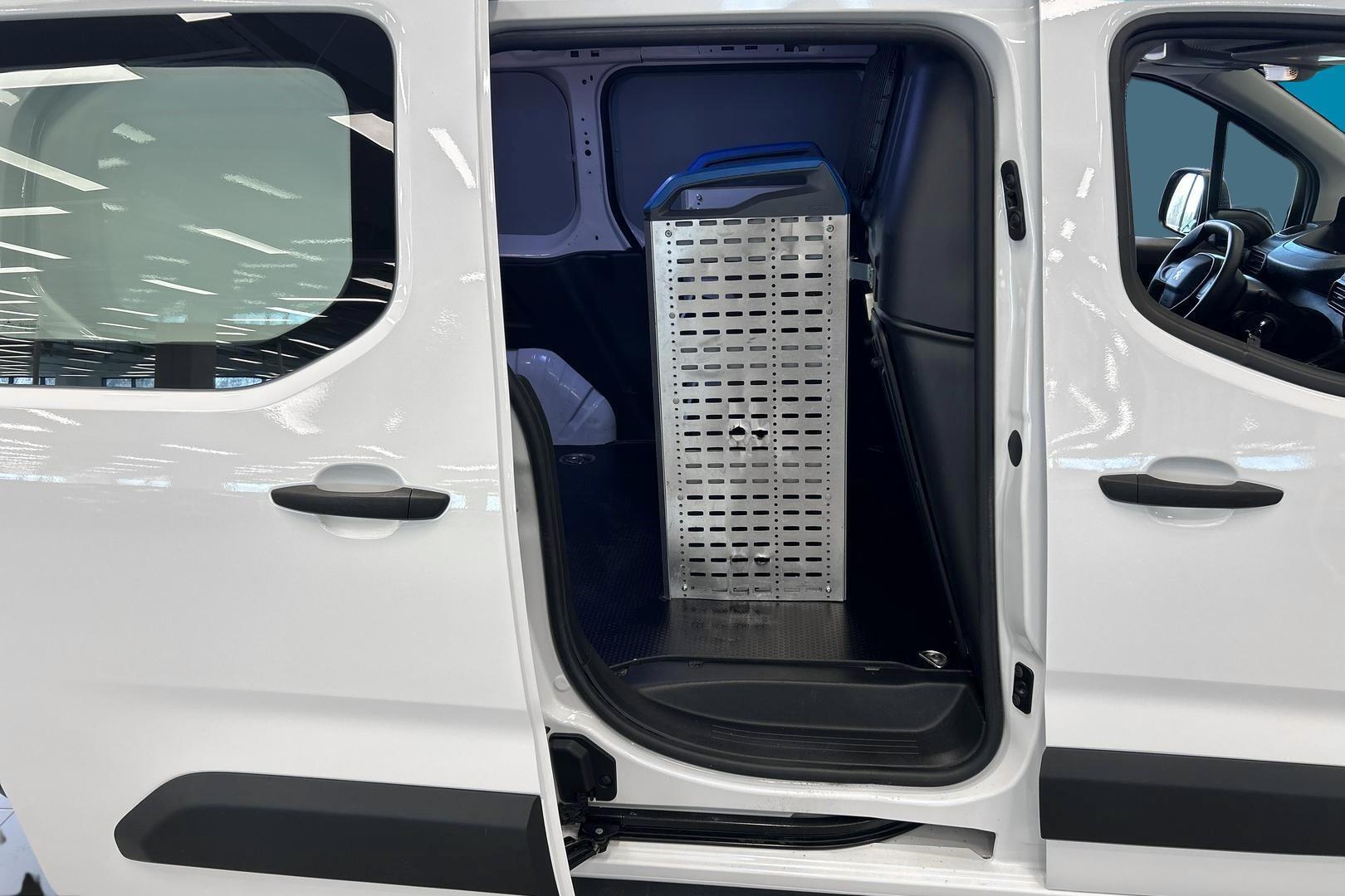 PEUGEOT e-Partner 2023