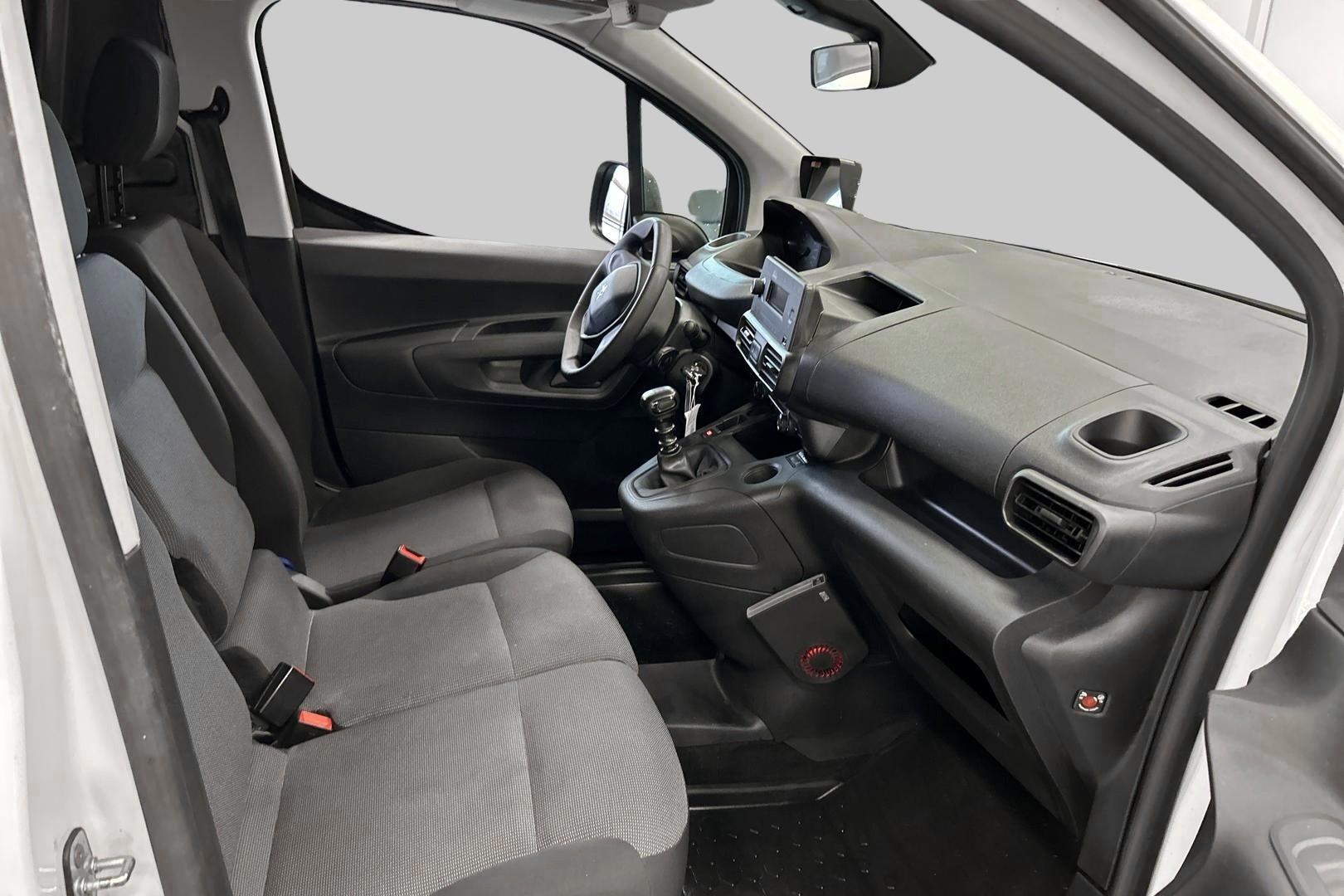 PEUGEOT Partner 2023