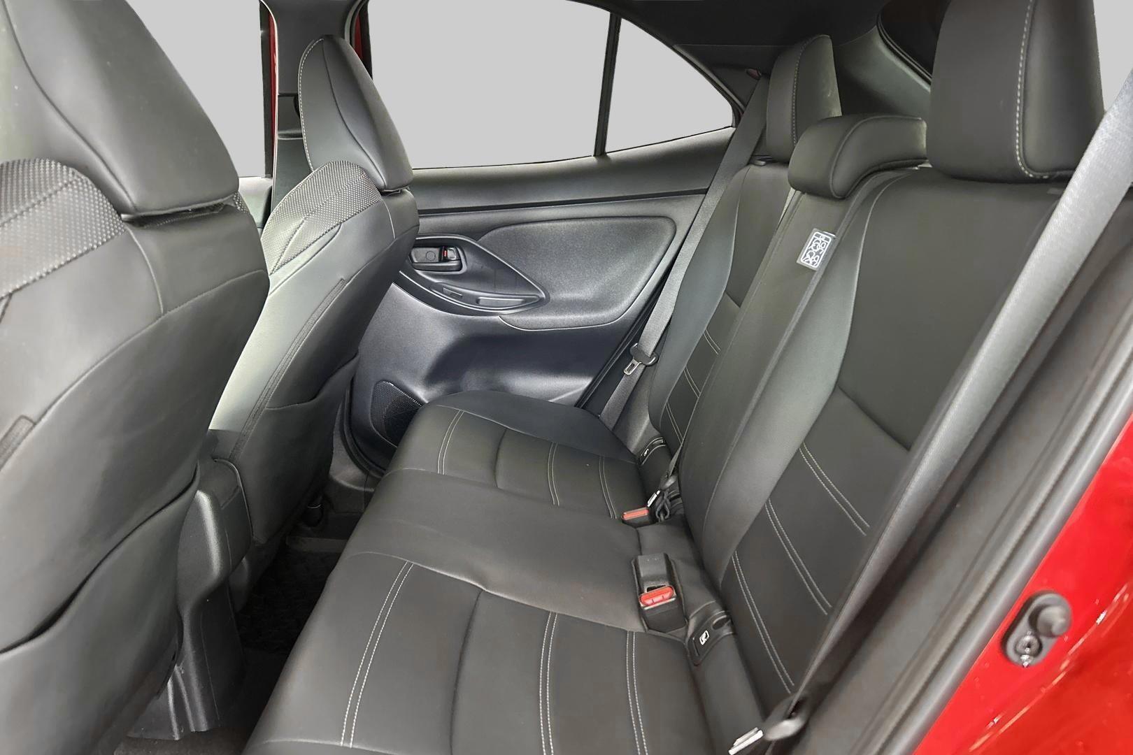 TOYOTA Yaris Cross 2022