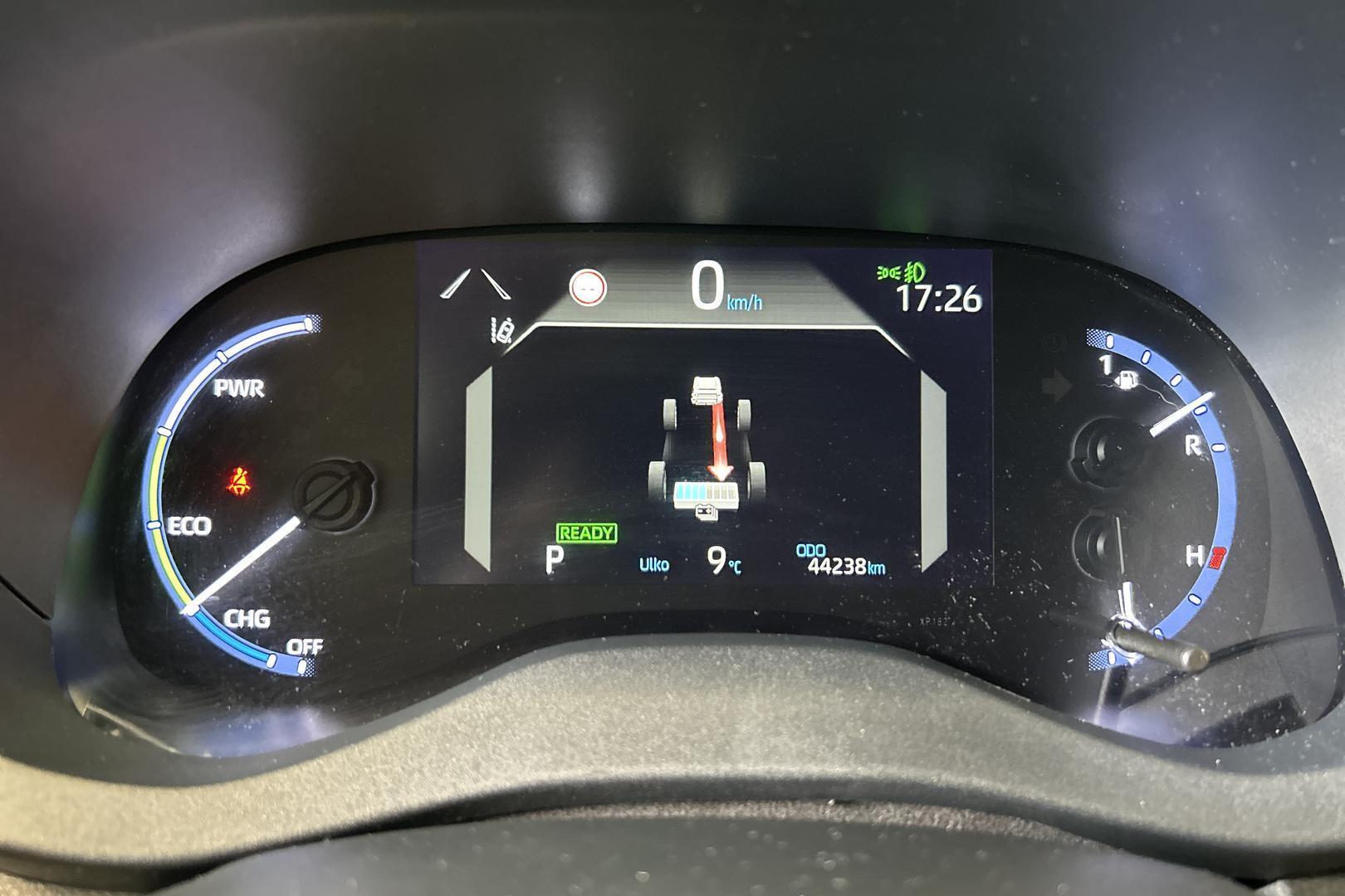 TOYOTA Yaris Cross 2022