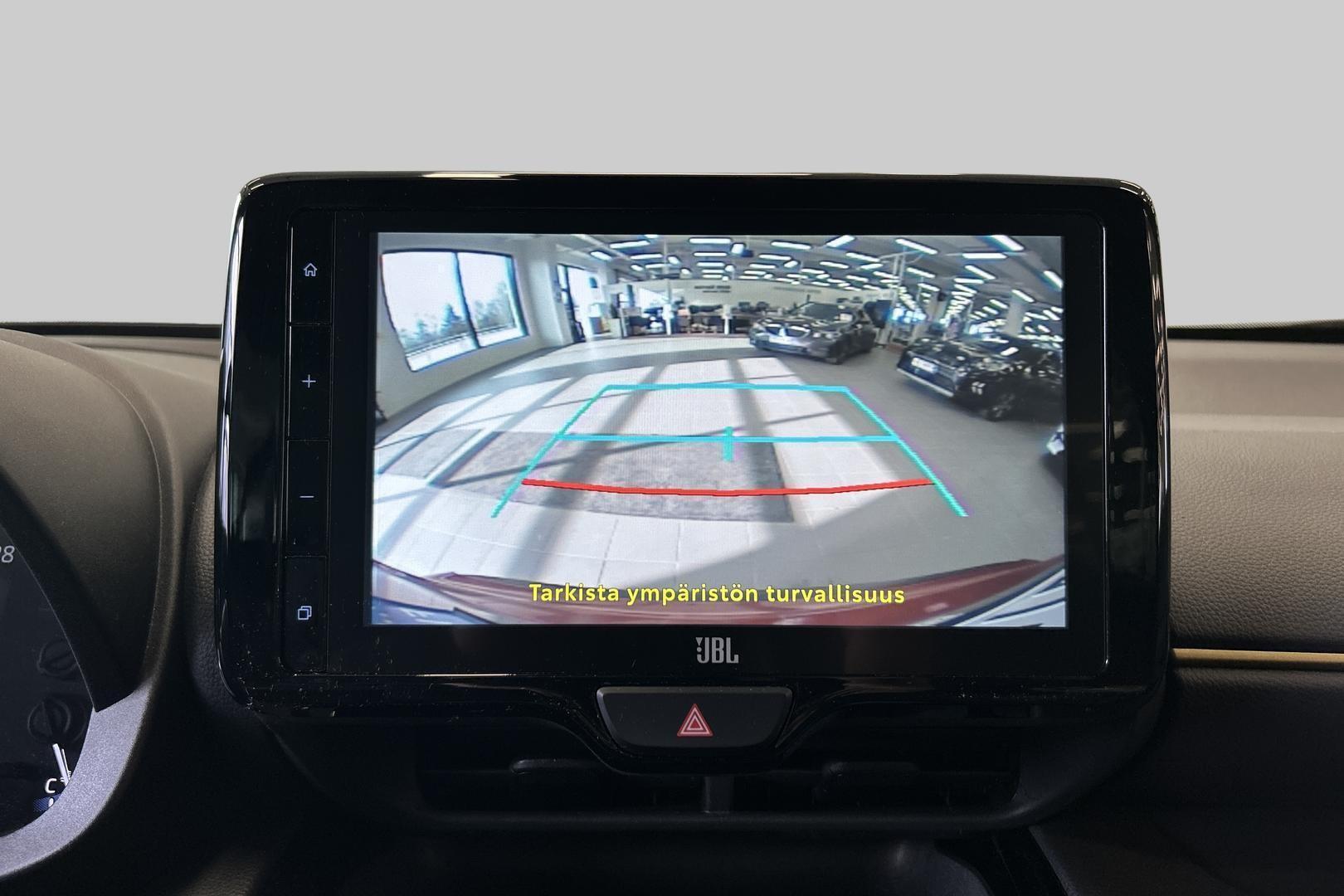 TOYOTA Yaris Cross 2022